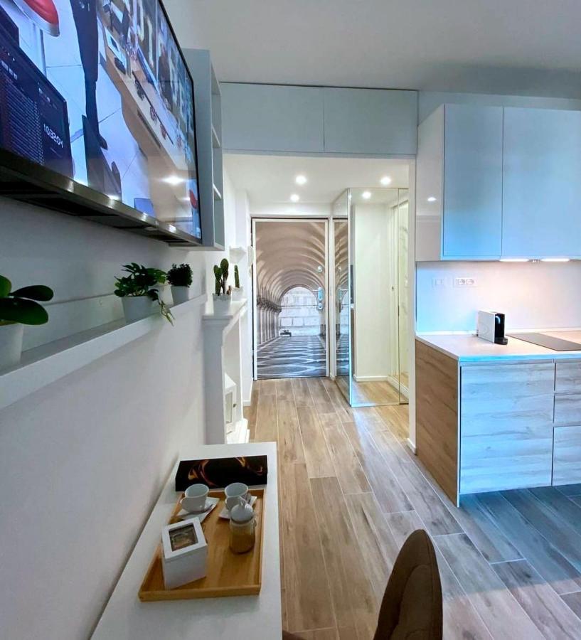 Marghera35 Apartment: Stile E Comodita In Centro * Mailand